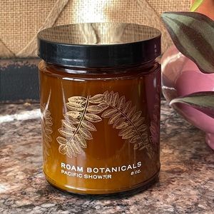 Roam Botanicals candle